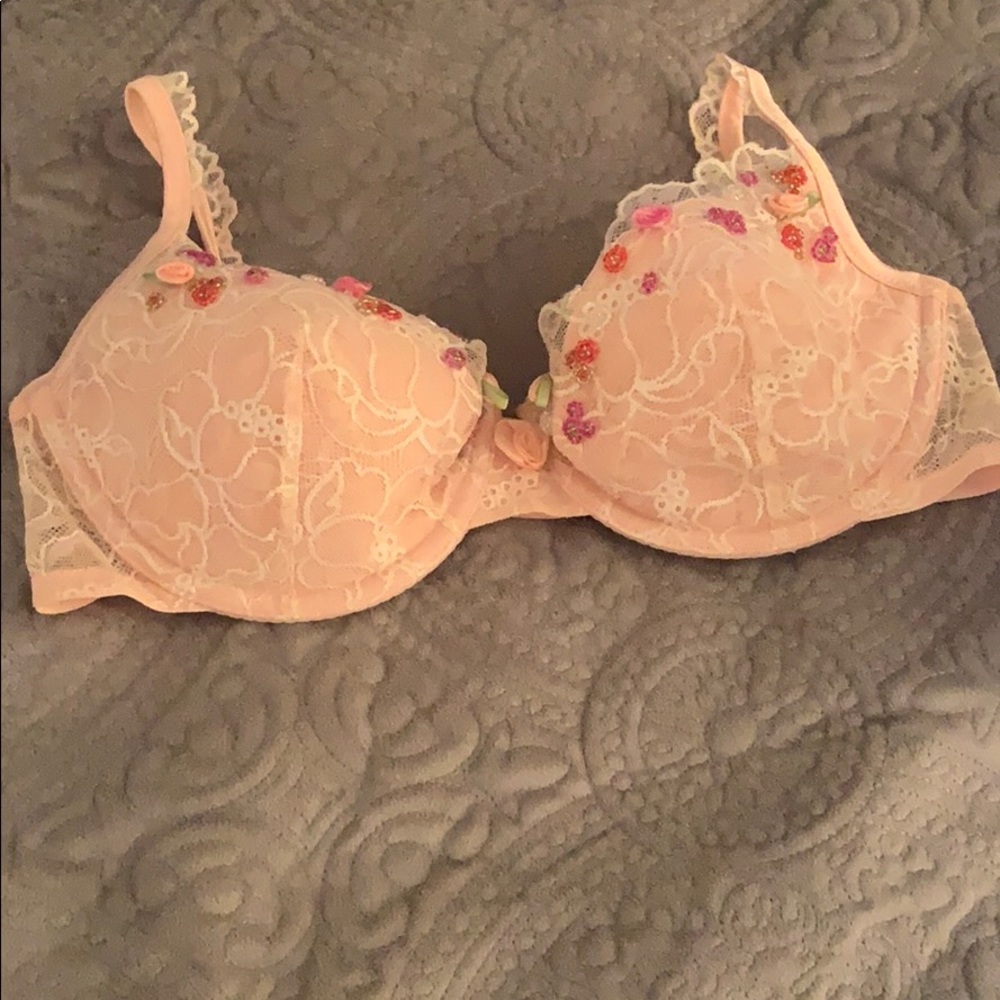 Victoria Secret Bra